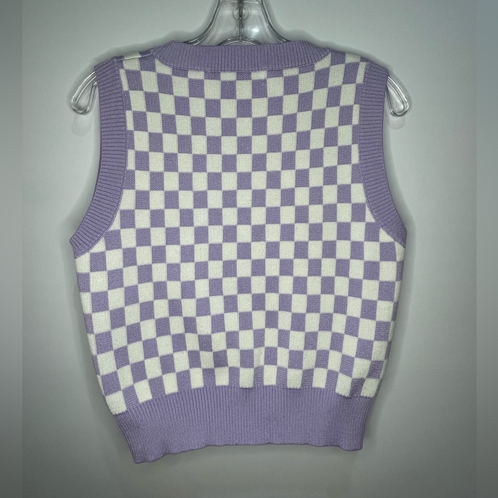 Love Tree Lavender & Cream Checkerboard V‑Neck Knit Tank *see small flaw* - Picture 3 of 7